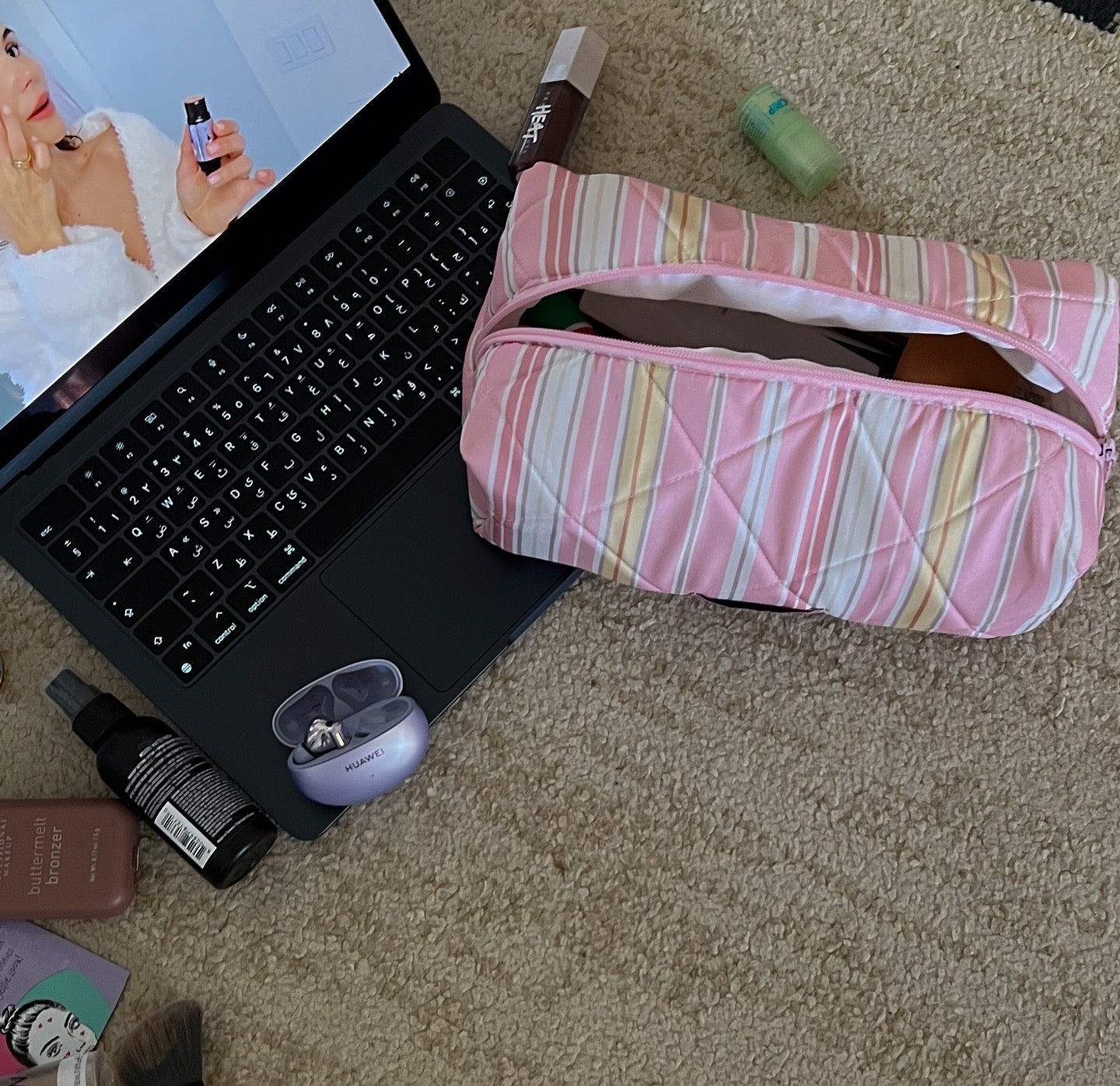 Lily yellowxpink pouch