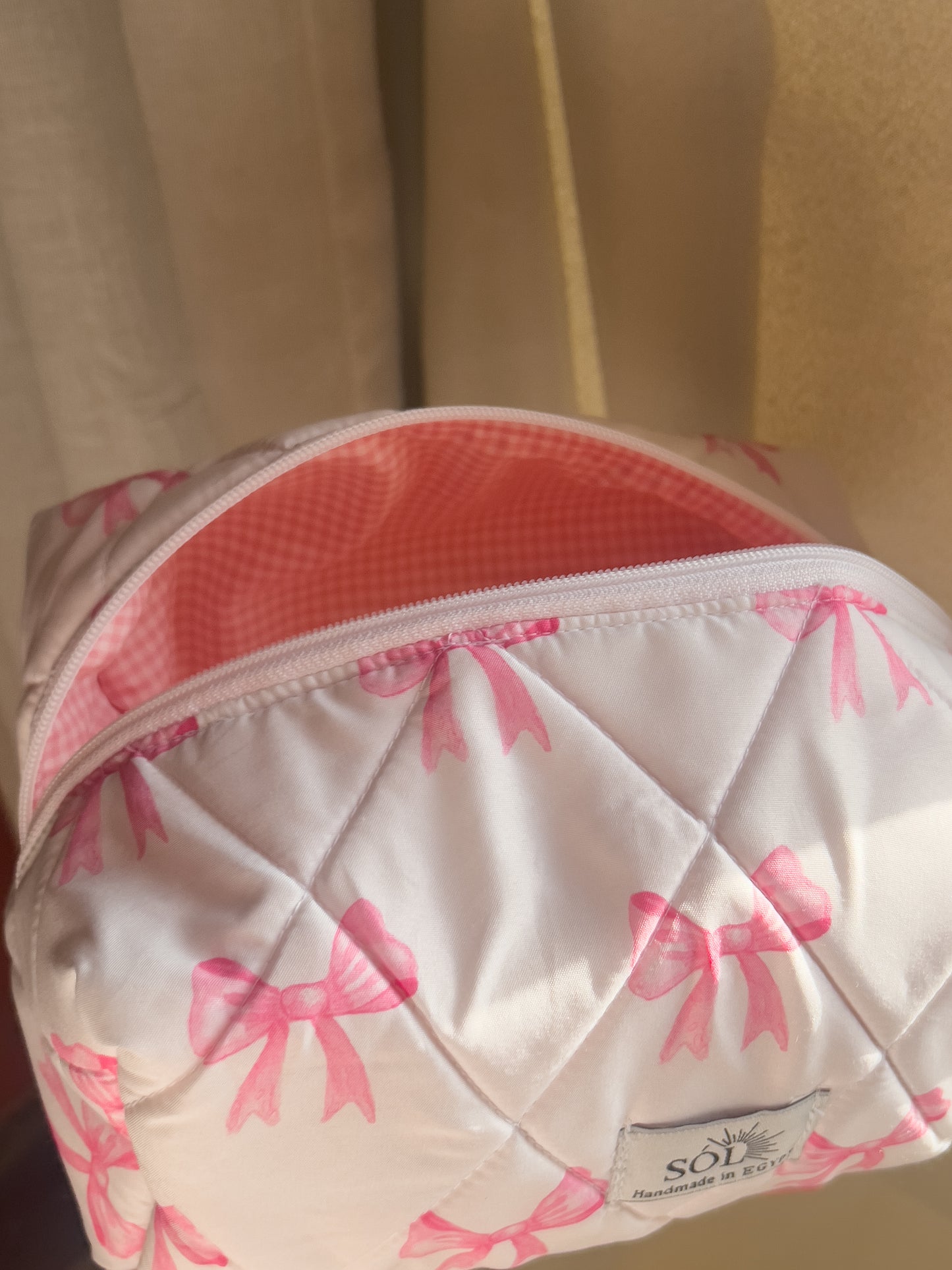 Ribbon pouch