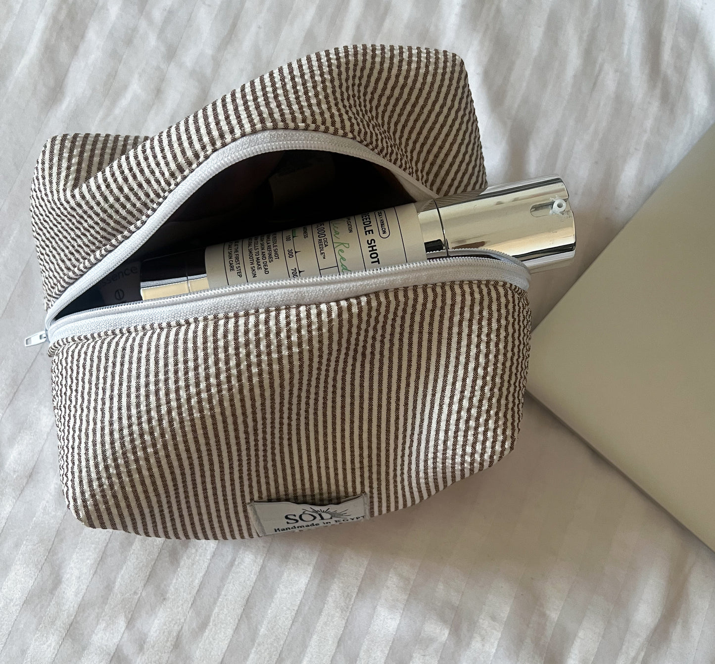Chocolate pouch