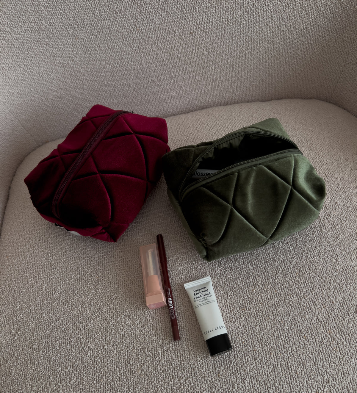 Olivegreen velvet pouch