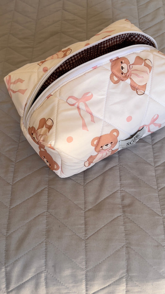 Teddy pouch