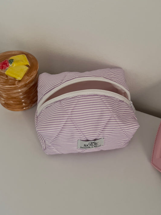 Lily lilac pouch