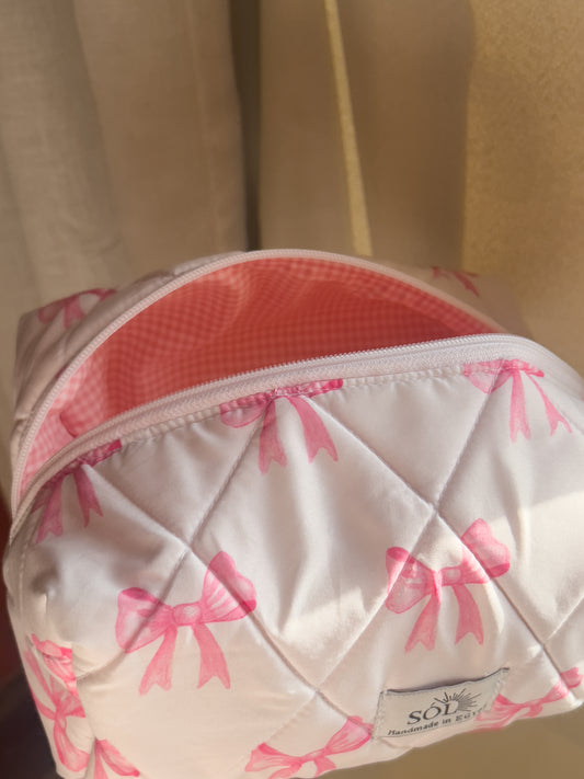 Ribbon pouch
