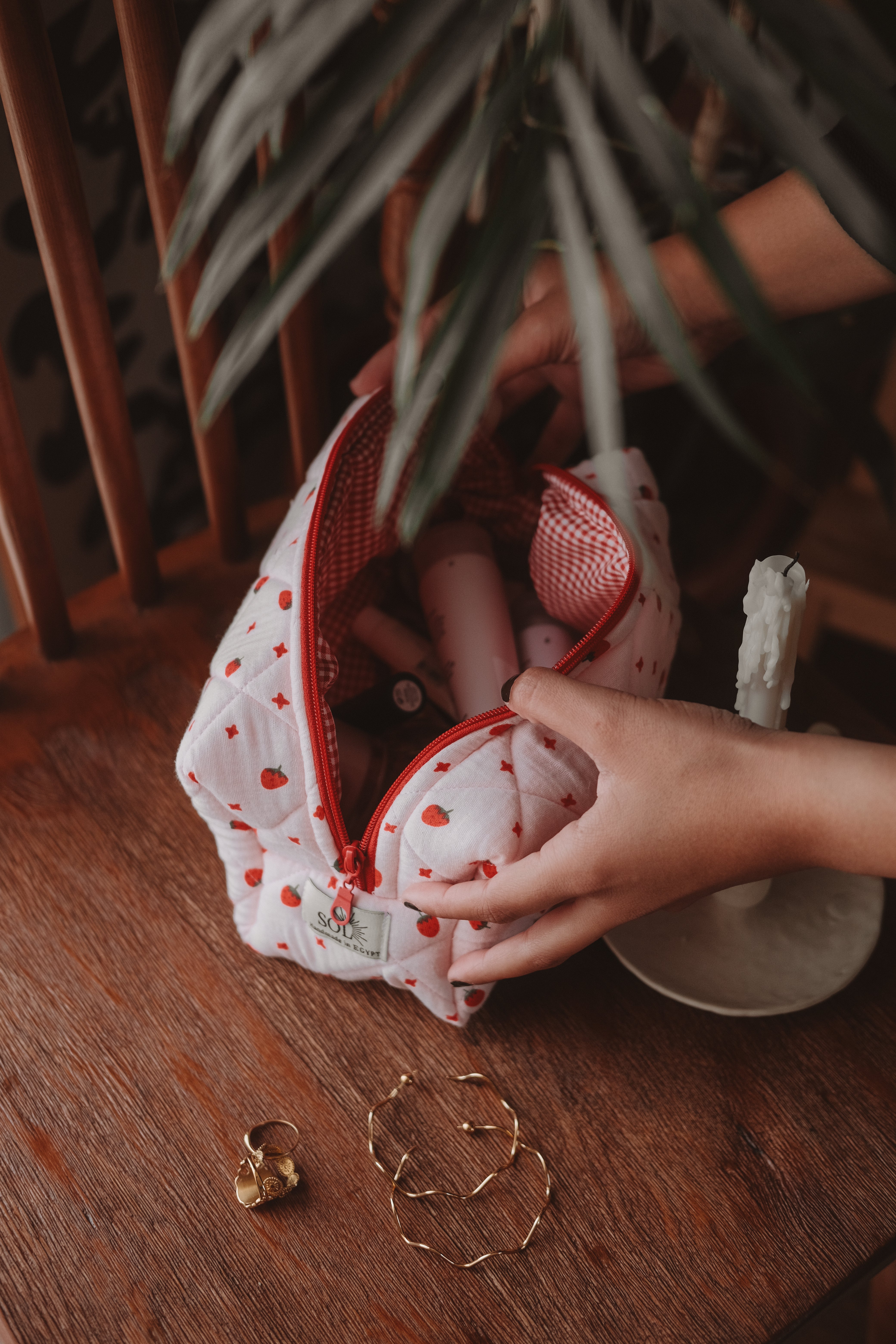 Strawberry pouch